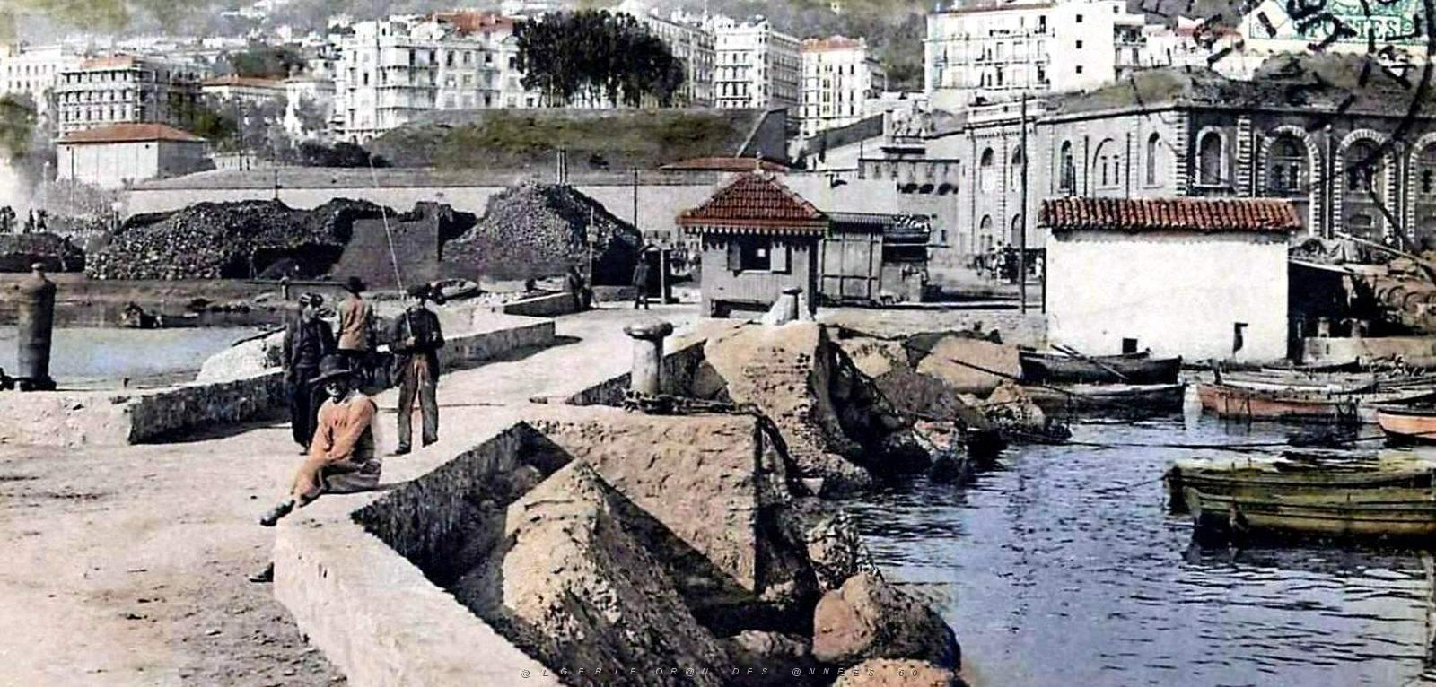 861- Alger - Un coin de l'arriere-port2.jpg